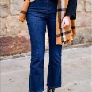 〰 curvy cali demi boot jeans 〰